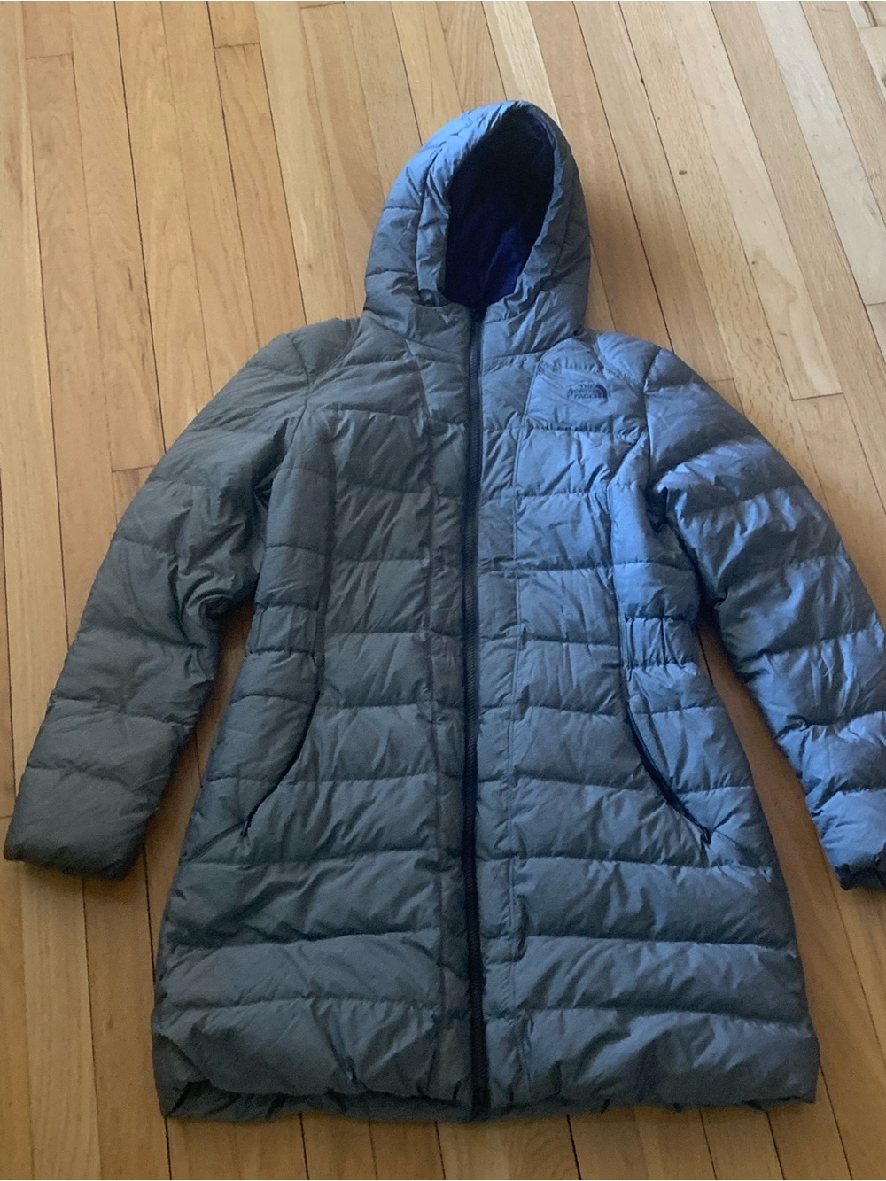 The North Face L Women’s Hooded Long Puffer Coat - Gray
